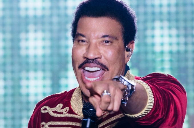 Lionel Richie & Earth, Wind and Fire at Xcel Energy Center