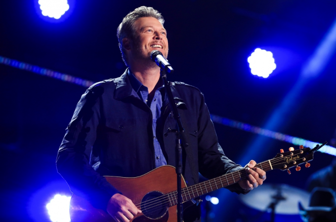 Blake Shelton, Carly Pearce & Jackson Dean at Xcel Energy Center